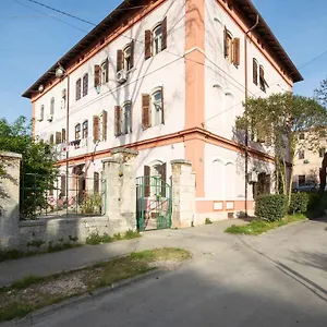 Palazzine , Pula Kroatien